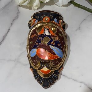 Vintage SATSUMA JAPAN Decorative Wall pocket Circa Mask with Gold Accents 1960s